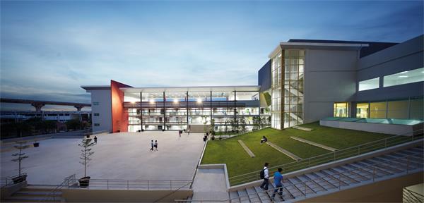 马来西亚英迪大学：拓展学习视角